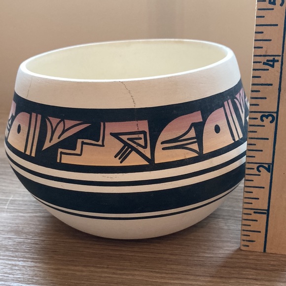 Two Navajo display bowl vase R jones M Kanuho - Picture 9 of 16